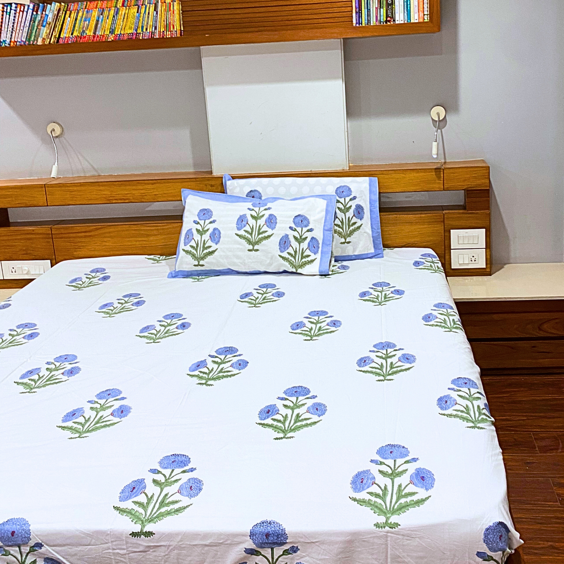 Blue Flora : Handblock Bedding