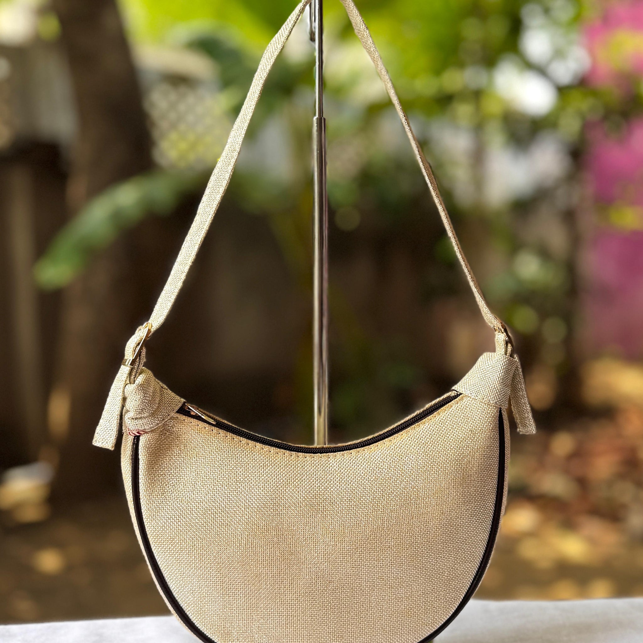 Pure Basic Handbag
